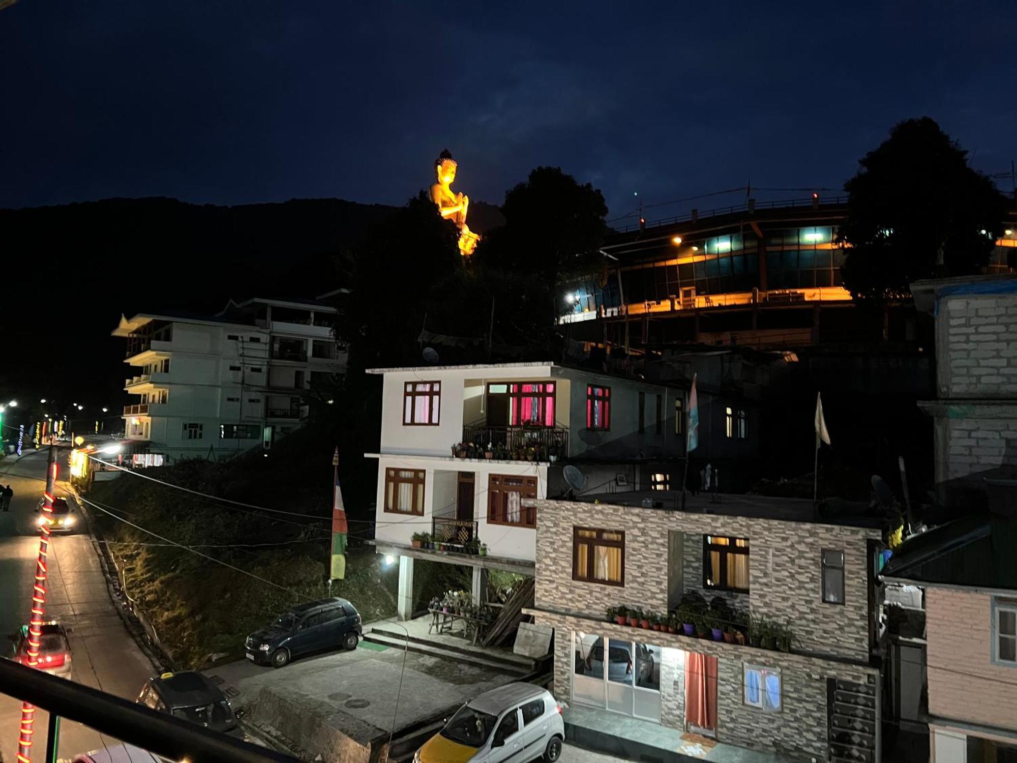 Hangkhim Homestay Ravangla Eksteriør bilde